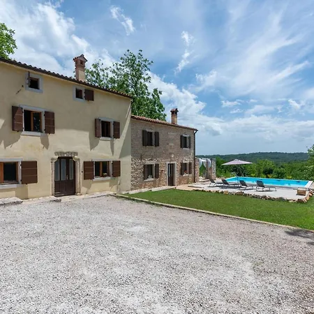 Villa Ladybug